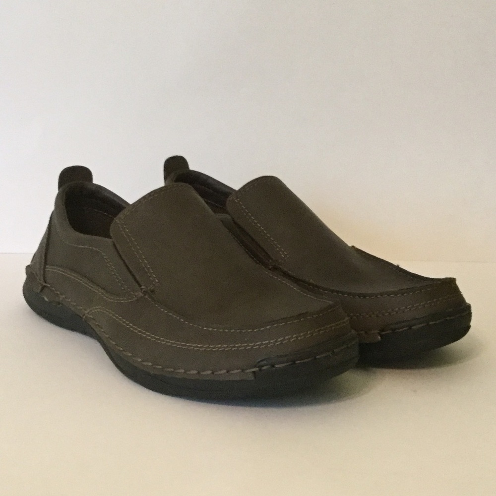 Men’s Izod Thomas Slip On Shoes NWOT Brown - Picture 1 of 6